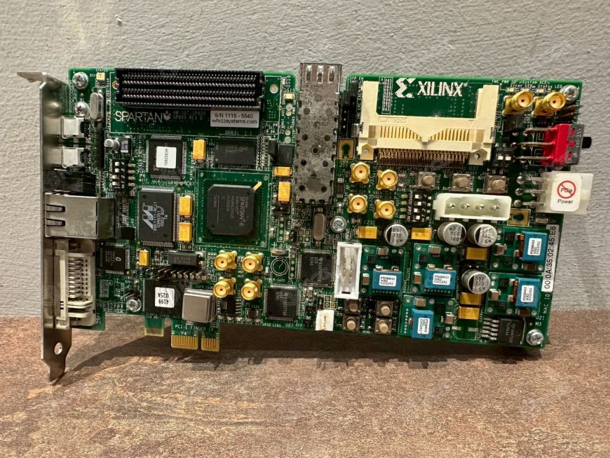 XILINX<br/>HW-S6T-SP605 REV D<br/>0431624-02-1115