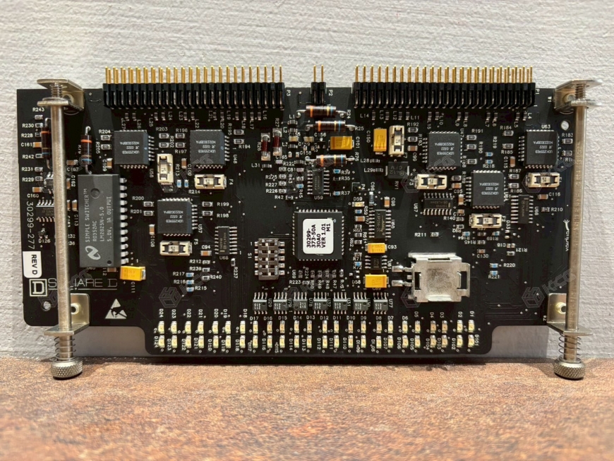 AMAT　SQUARE D<br/>0190-71353-01<br/>INTERGRATED DIGITAL 0524<br/>30299-277 REV.D