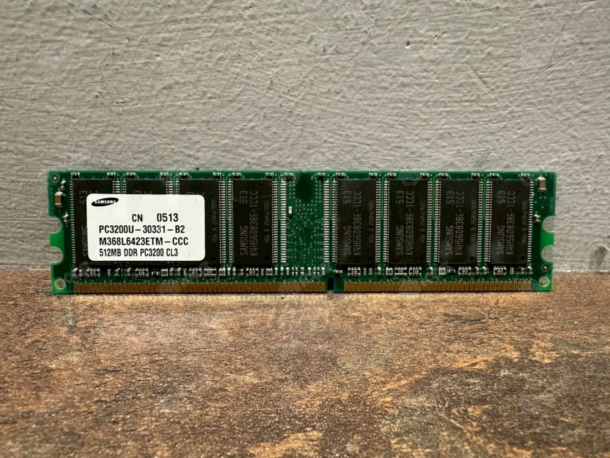 SAMSUNG<br/>PC3200U-30331-B2<br/>M368L6423ETM-CCC