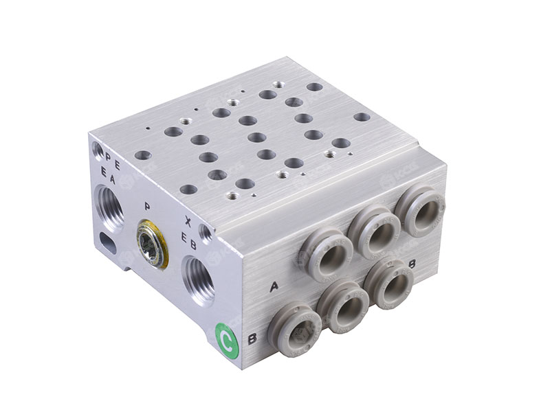 SMC<br/>10-SS5Y5-42-03-C8