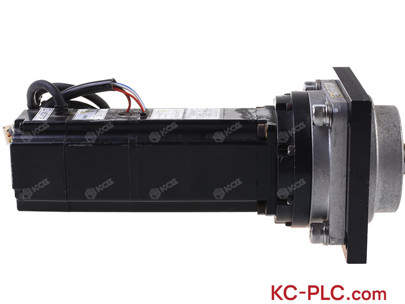 YASKAWA<br/>SGME-04AFJ16B<br/>CP-20C-05-J601A-SP