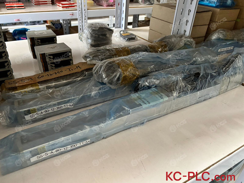 IAI<br/>SS-S-A-60-12-350-T1-M