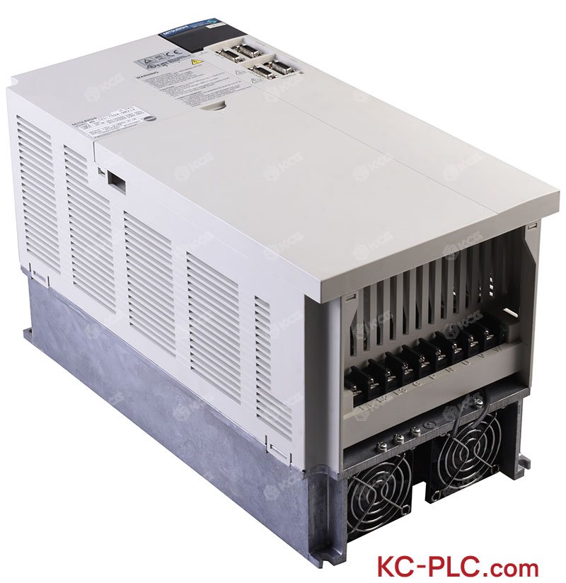 MR-J2S-700A-QB218 (3)